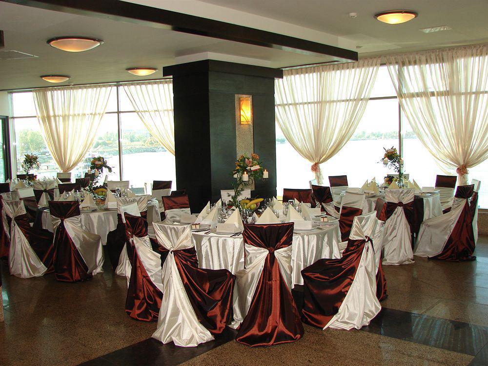 Hotel Esplanada Tulcea Exterior photo
